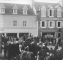 Réception de Nouveau Recteur à Brignogan Septembre 1949; l’arrivée du cortège ; escorté à cheval